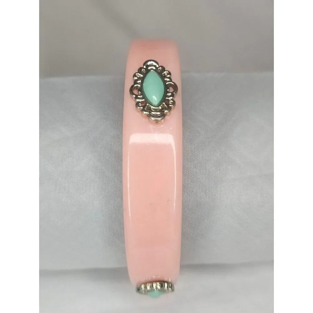 Vintage Coral 80s Bangle with Faux Turquoise Accents EUC Sz 8